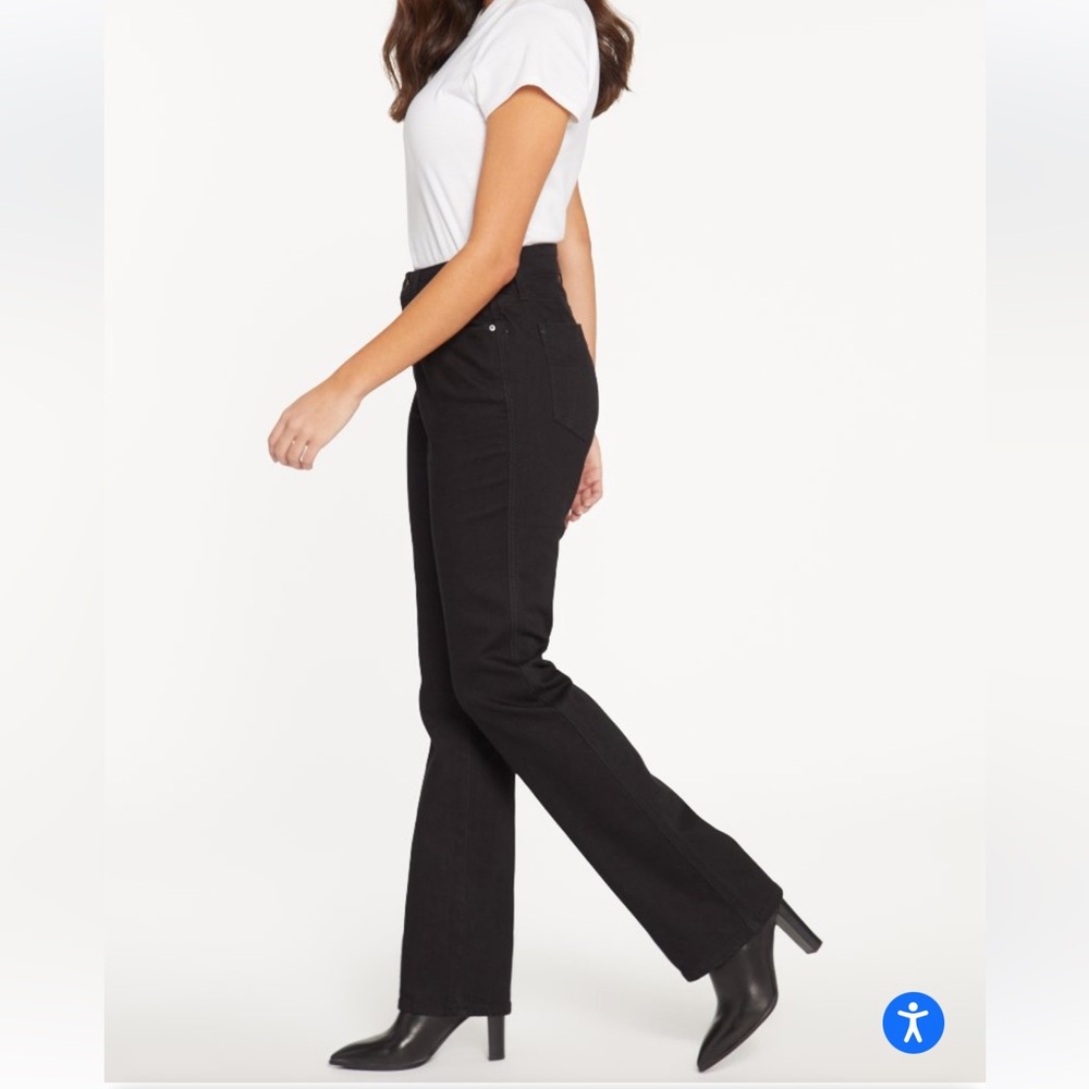 NWT/Seven bombshell, high-rise boot cut jeans